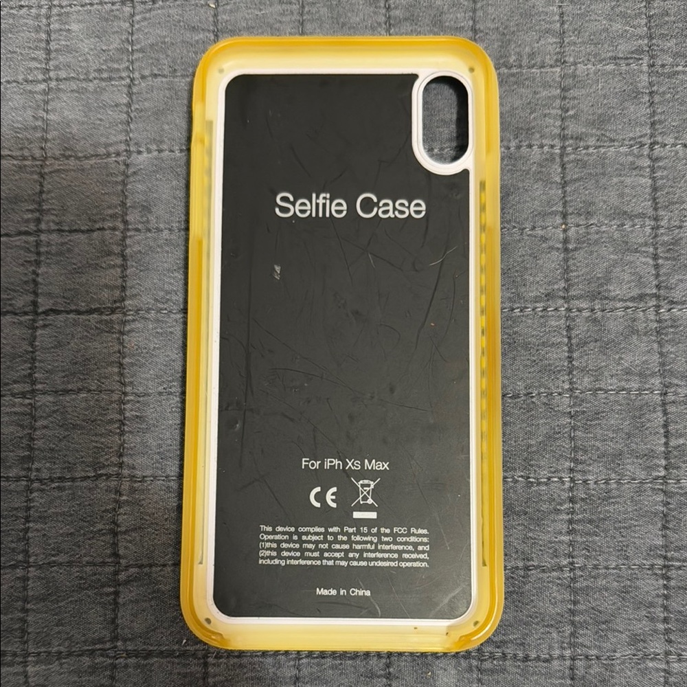 Yellow Cell Phone Case with Selfie Design